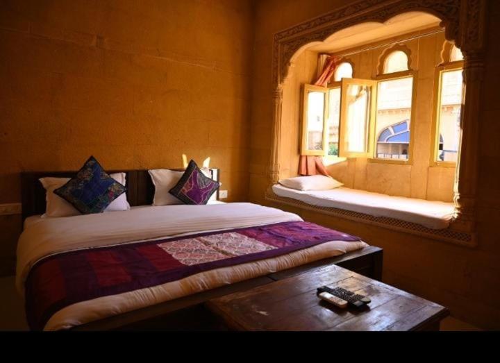 فندق Jaisalmer Queen Desert Camp