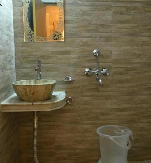فندق Jaisalmer Queen Desert Camp