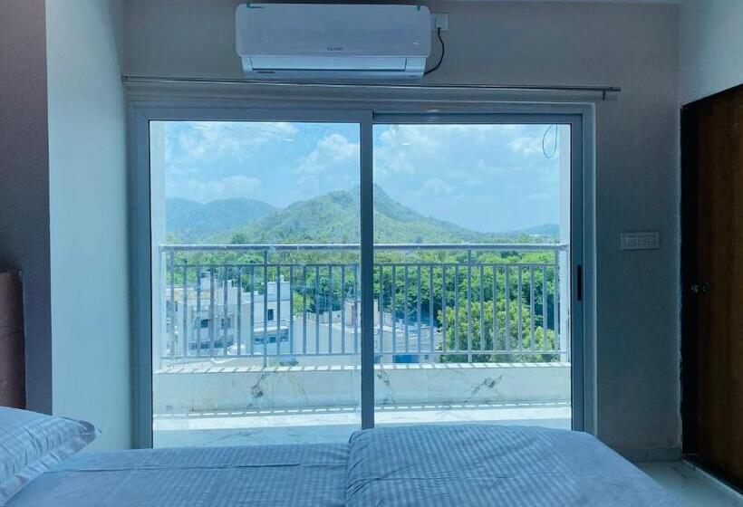 فندق Kardhar Inn