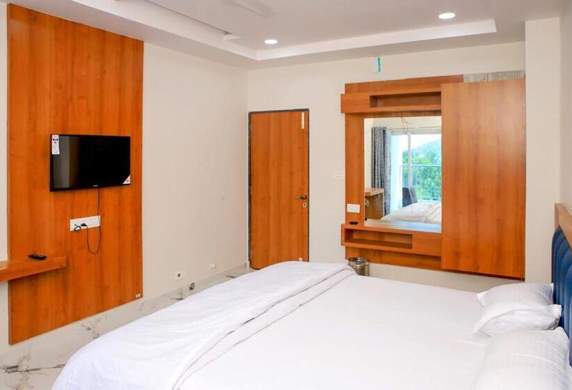 فندق Kardhar Inn