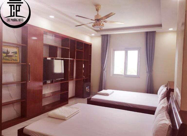 هتل Khách Sạn Cúc Phương