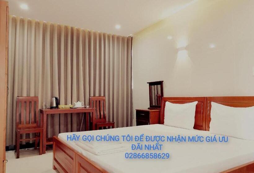 هتل Khách Sạn Cúc Phương