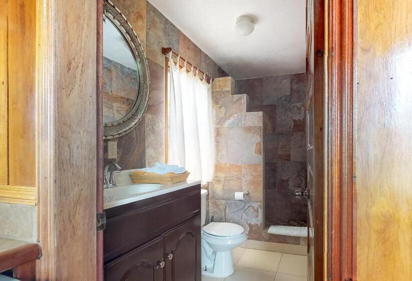 فندق Latitude Adjustment Gold Standard Certified