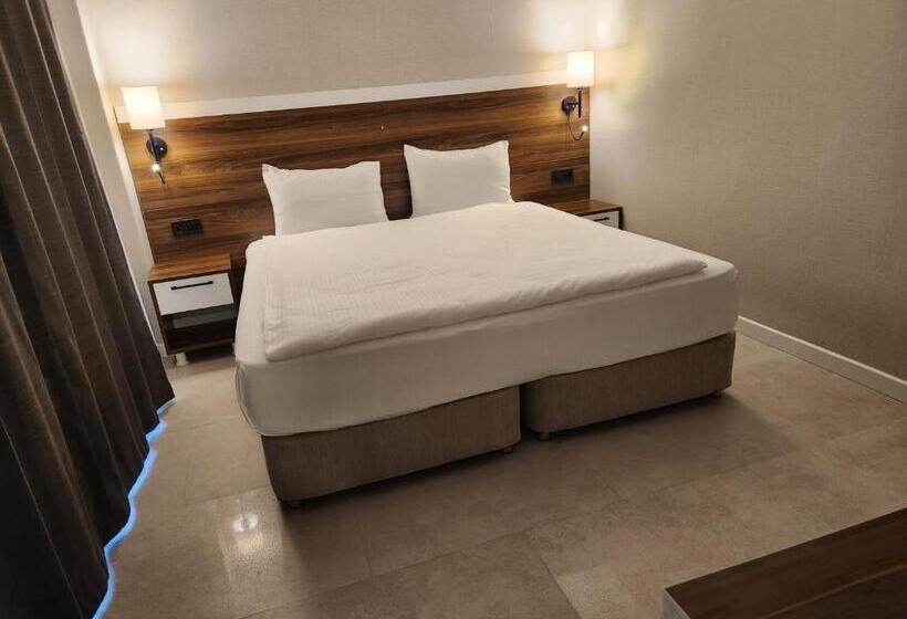 호텔 Lulubay Rooms & Suites