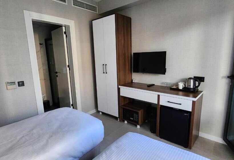 호텔 Lulubay Rooms & Suites