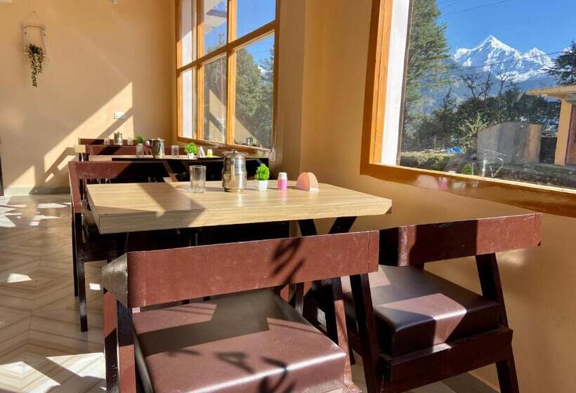 ホテル Mansarovar Inn