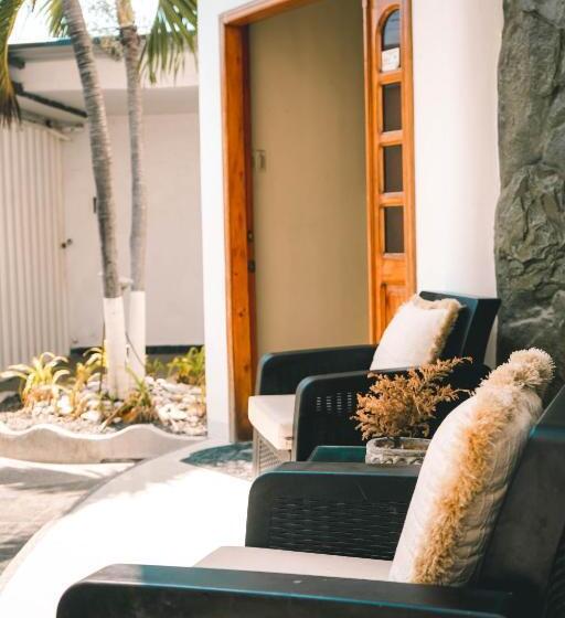 فندق Manta Beach Madrigal