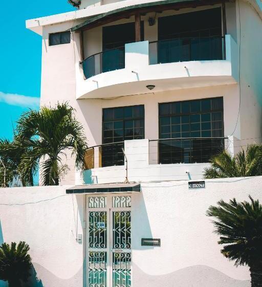 فندق Manta Beach Madrigal