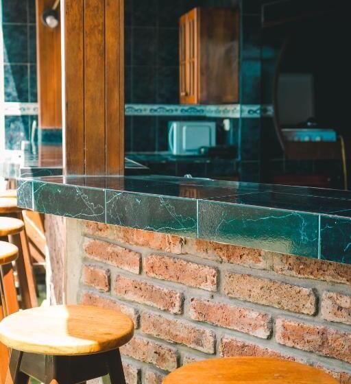 فندق Manta Beach Madrigal