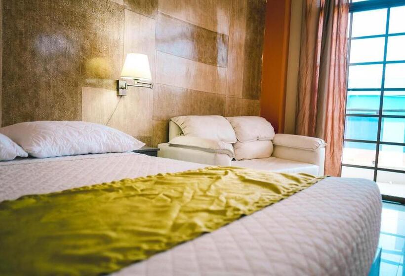 فندق Manta Beach Madrigal