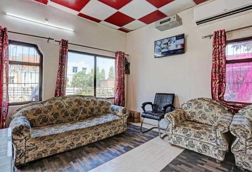 ホテル Oyo Murliwala Wedding Palace And Resort