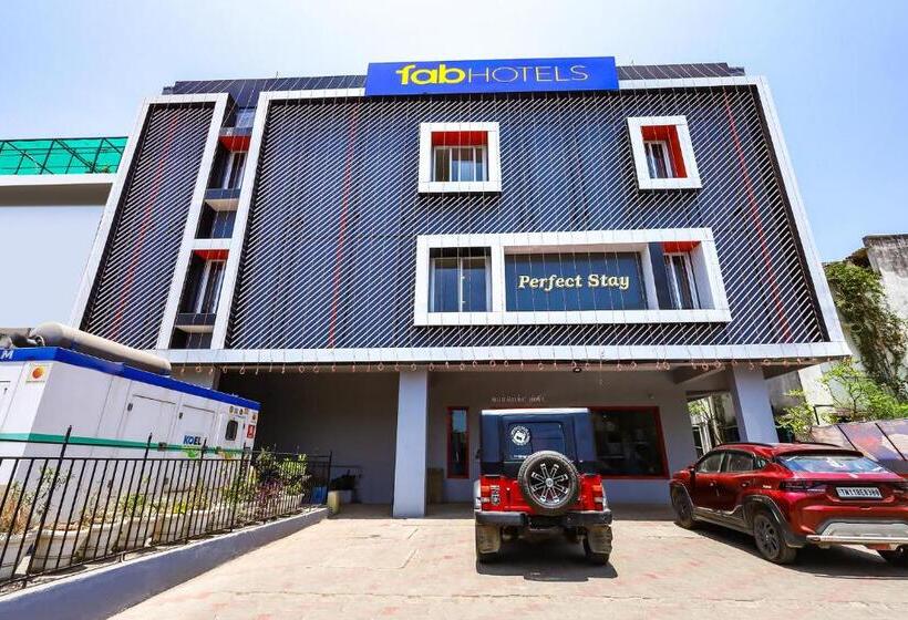 Fabhotel Perfect Stays   Nr Sivet College & National Institute Of Ocean Technology