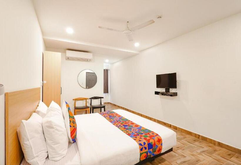 Fabhotel Perfect Stays   Nr Sivet College & National Institute Of Ocean Technology