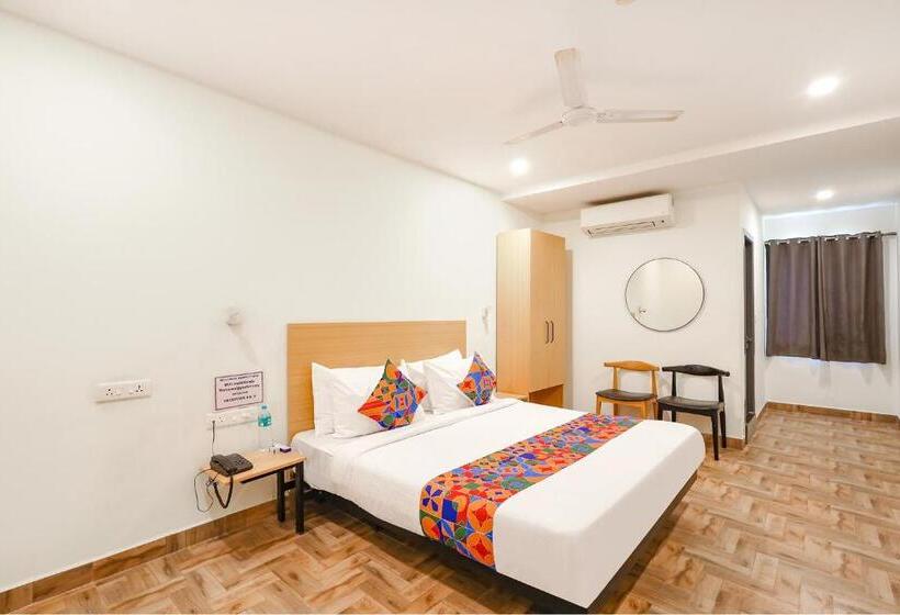 Fabhotel Perfect Stays   Nr Sivet College & National Institute Of Ocean Technology