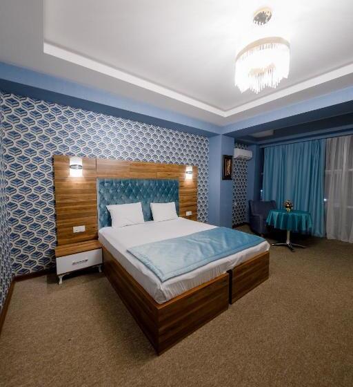 בית מלון כפרי Royal Sapphire Baku