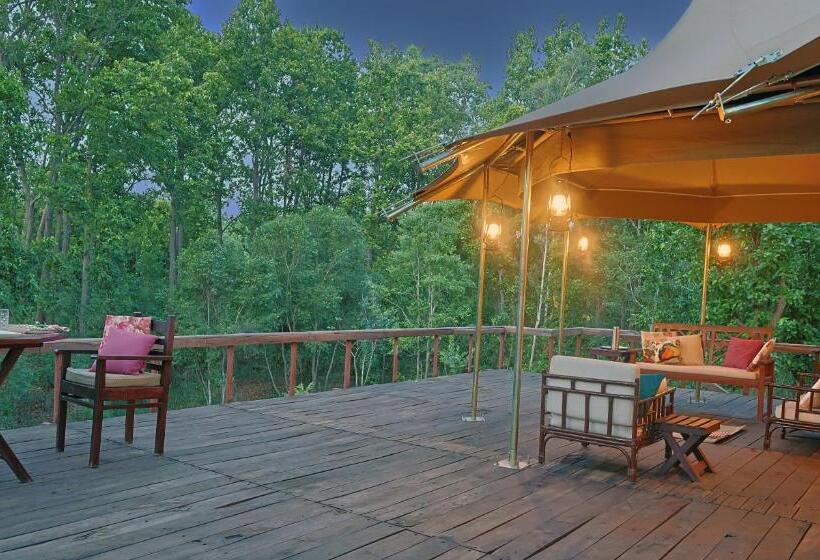 בית מלון כפרי Saja And Sal The Chief S Tent