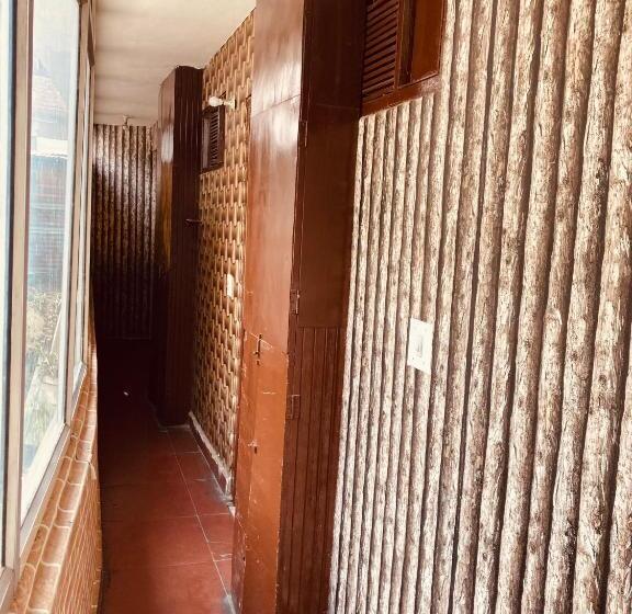 فندق Sandhu Farm House