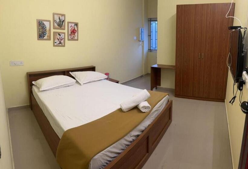 فندق Serene Super Deluxe Row Villa