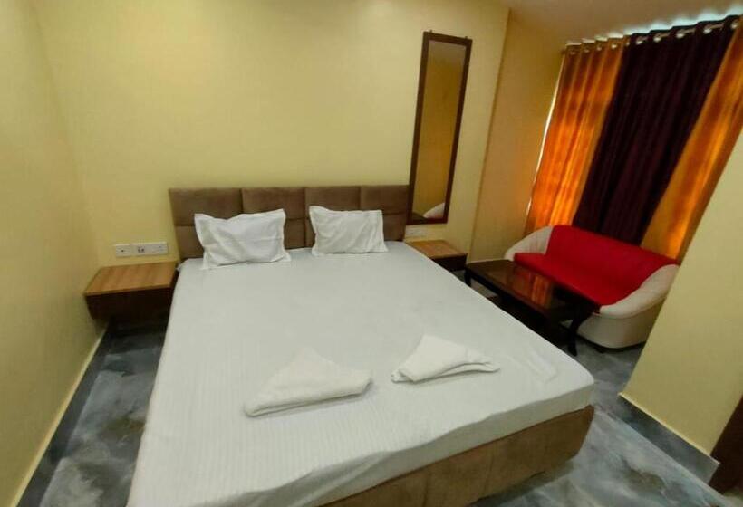 ホテル Staymaker Malancha