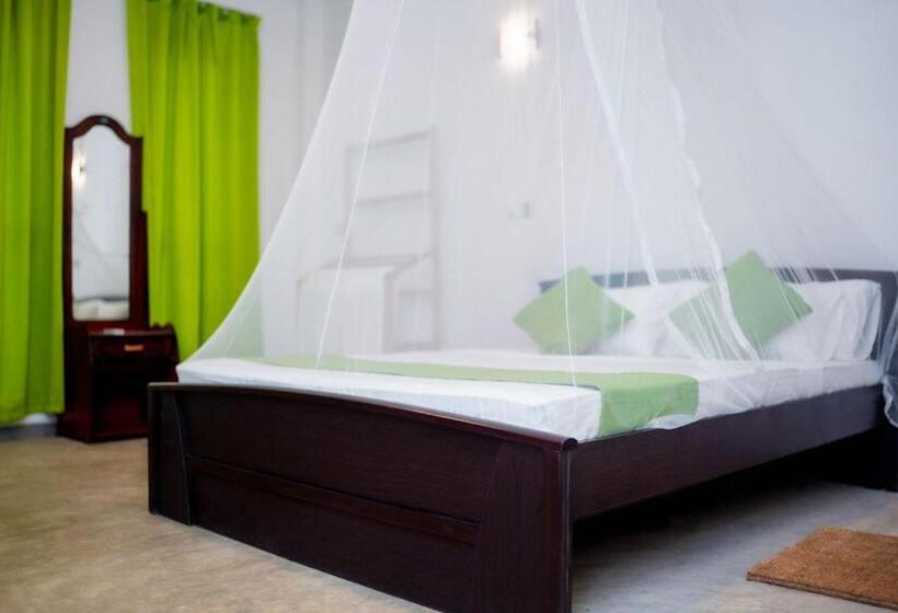 Отель Talalla Fire Fly