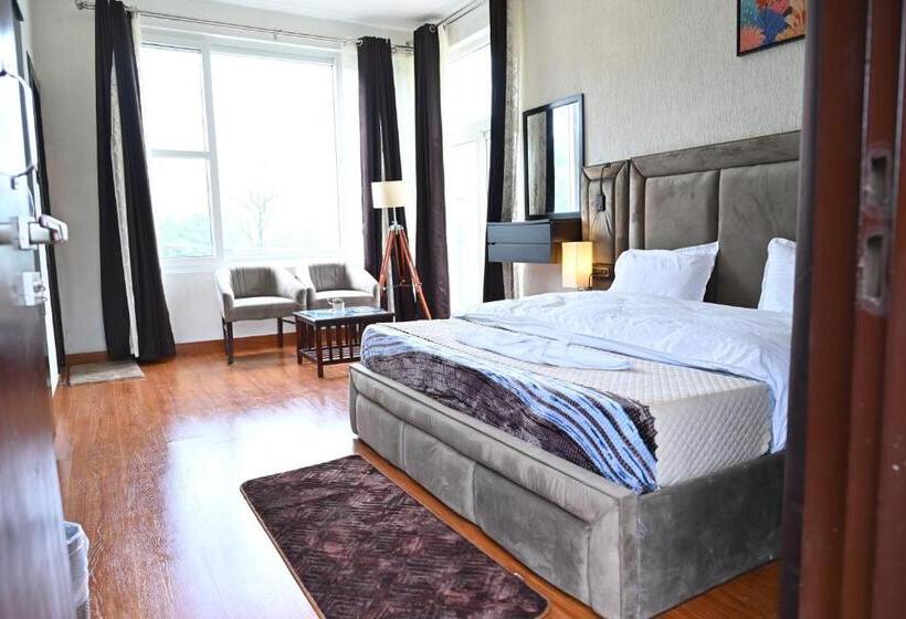 בית מלון כפרי The Blossom Glee