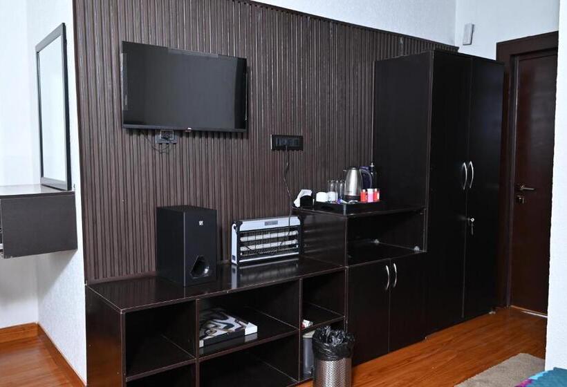 בית מלון כפרי The Blossom Glee