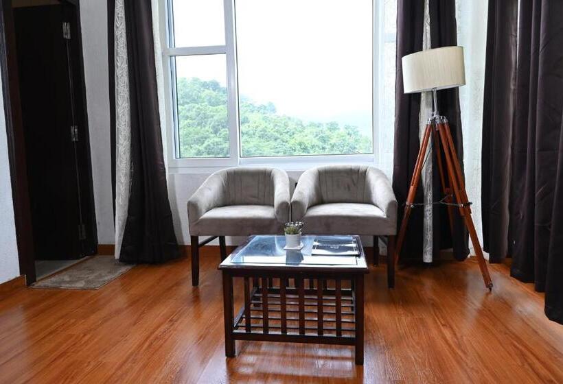 בית מלון כפרי The Blossom Glee