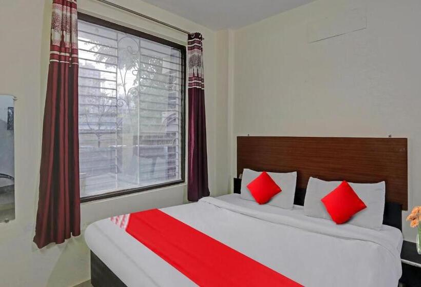 ホテル The Royale Stay