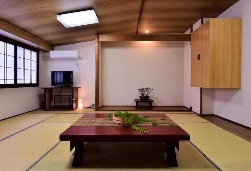 Отель ｇｕｅｓｔ ｈｏｕｓｅ ｔａｋｅｎｏｙａ   Vacation Stay 76200v