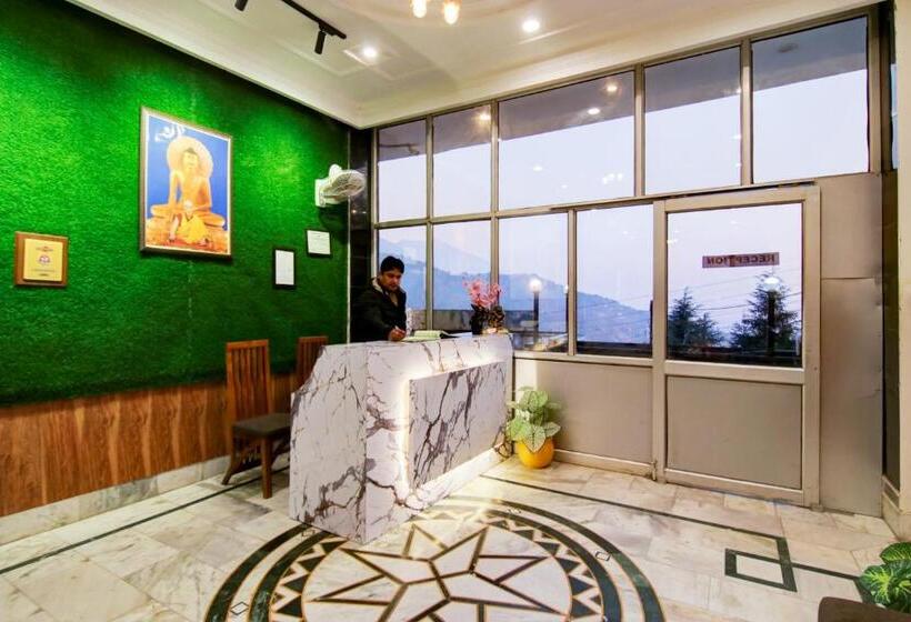 هتل Varuni Classic Mcleod Ganj !! Near Mall Road !!