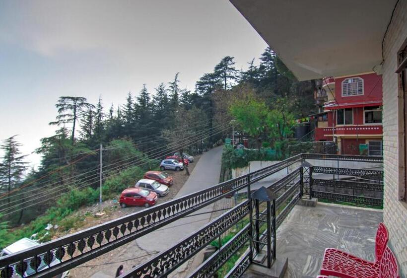 هتل Varuni Classic Mcleod Ganj !! Near Mall Road !!