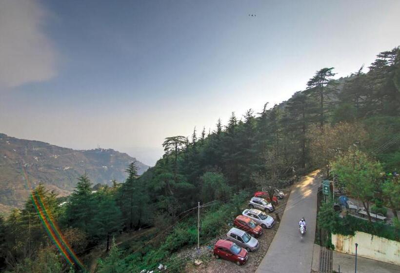 هتل Varuni Classic Mcleod Ganj !! Near Mall Road !!