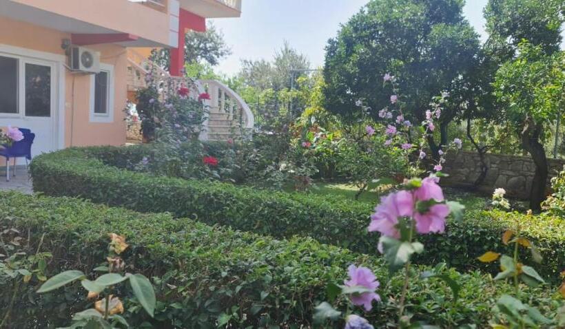 בית מלון כפרי Vila Mati