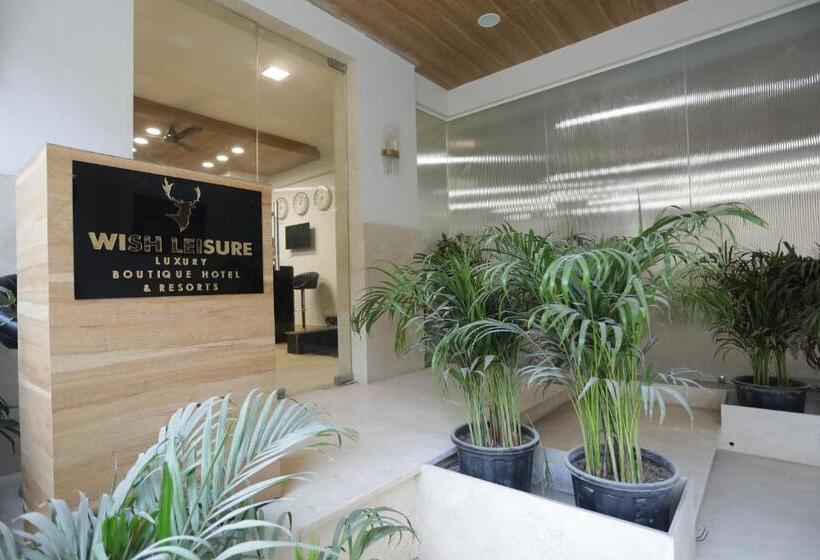 Отель Wish Leisure, Noida, Sector 104