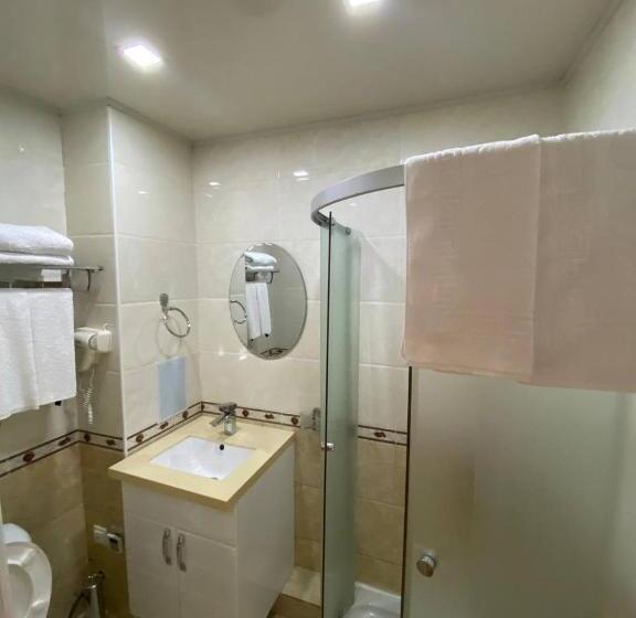 בית מלון כפרי Xiva Malikasi