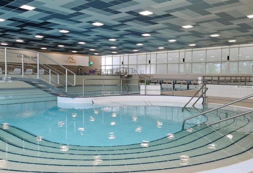 酒店 Zimní Stadion Slaný