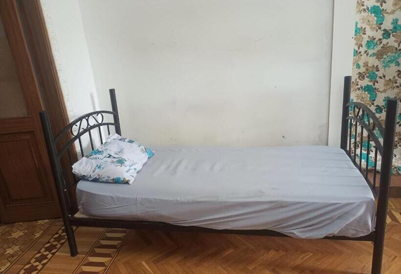 Mini Budget Baku Hostel