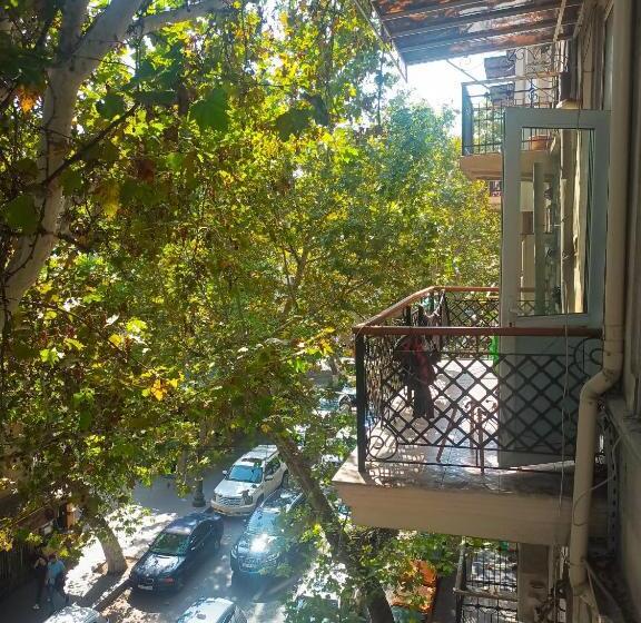 Mini Budget Baku Hostel