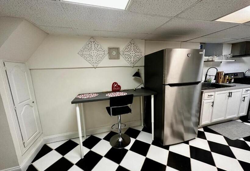 膳宿费 4 A Diamond In Yonkers