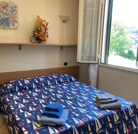 ペンション Affittacamere Ristorante Pizzeria La Rustica