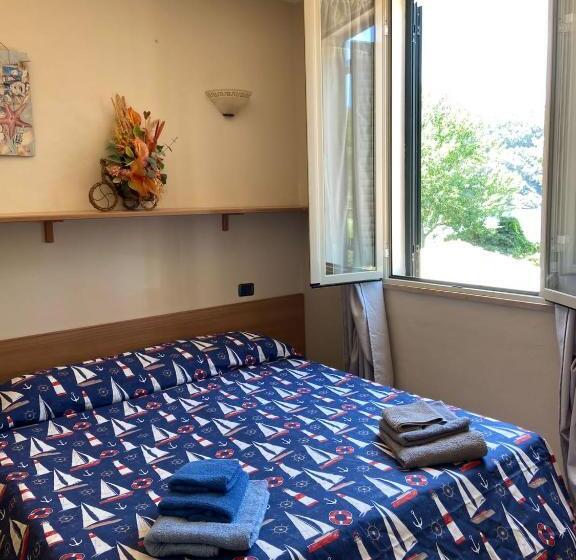 ペンション Affittacamere Ristorante Pizzeria La Rustica