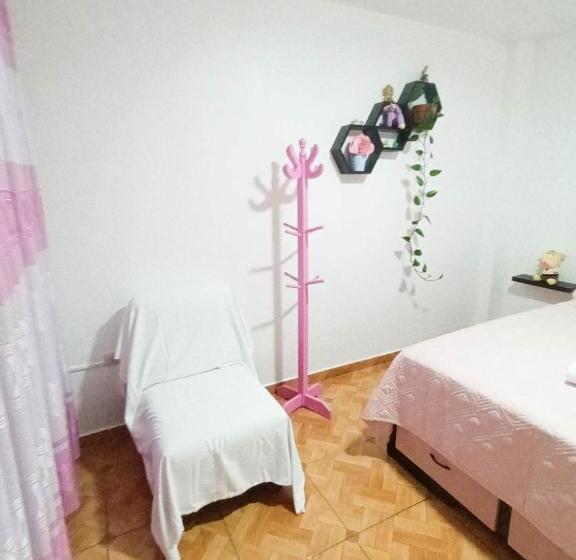 פנסיון Female Accommodation Experience In Front Of Lima Airport