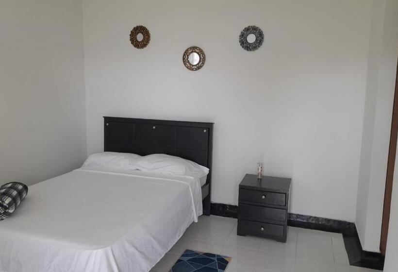 پانسیون Finca El Recreo