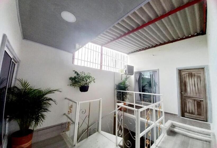 פנסיון Hostal Emanuel