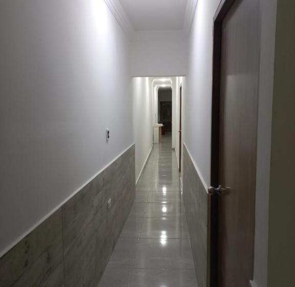 פנסיון Hostal Emanuel