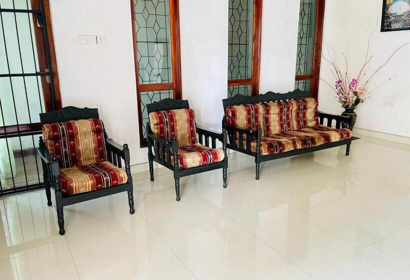 ペンション Jesmin Holiday Resort