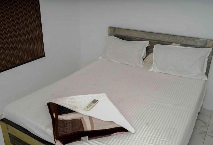 פנסיון Laguna Guesthouse