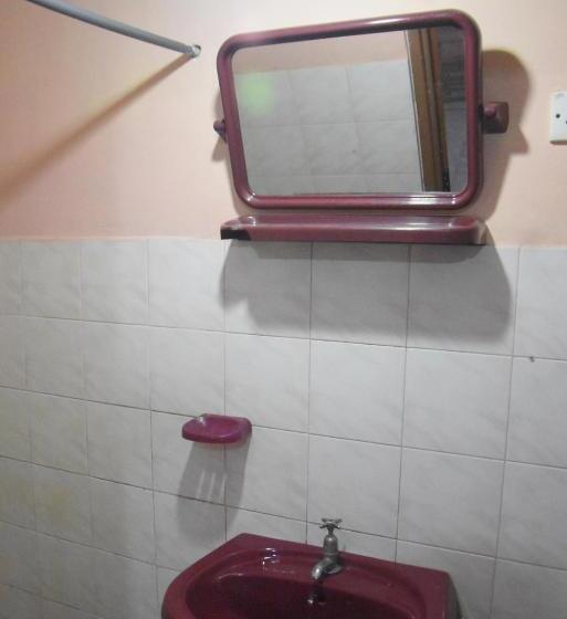 פנסיון Lion Guest Anuradhapura