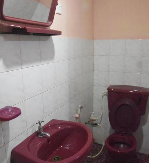 פנסיון Lion Guest Anuradhapura