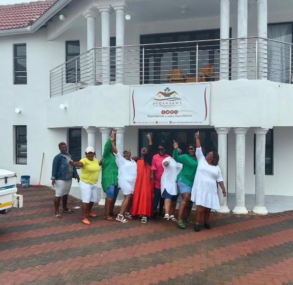 بنسيون Ngqamakwe Luxury Guest House And Conference Centre